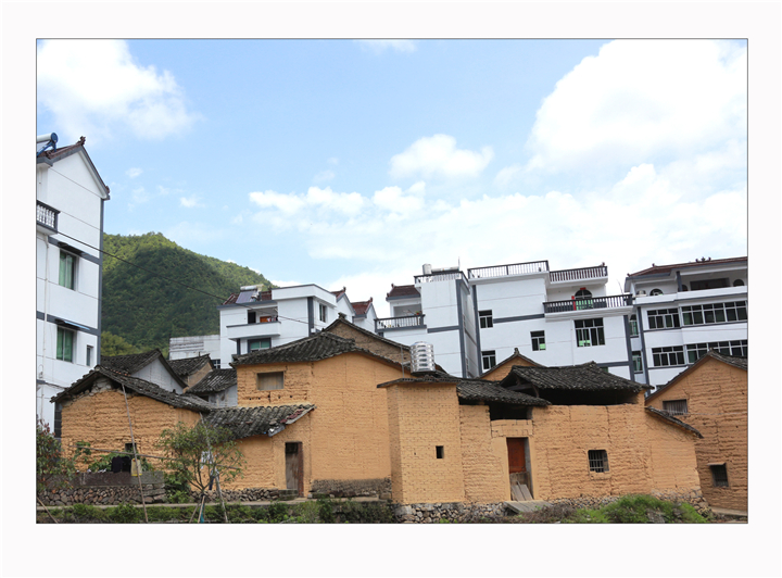 �½�����Ŵ����ǽ����ɫ����