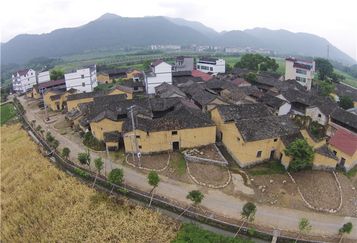 �±ֵ̽��¿�����෿����ɫ����ζ��