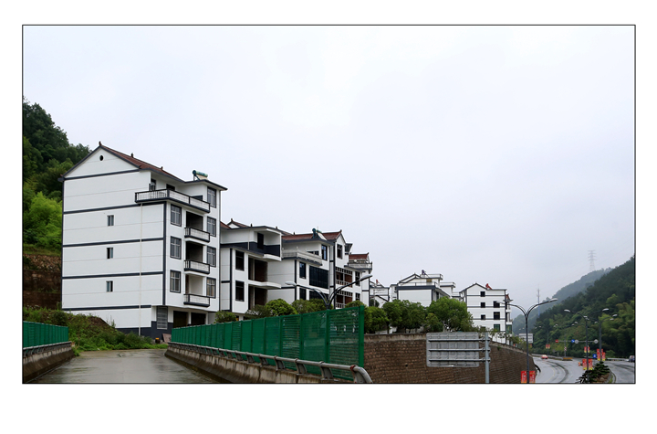 �½���Ϫ�ϴ����