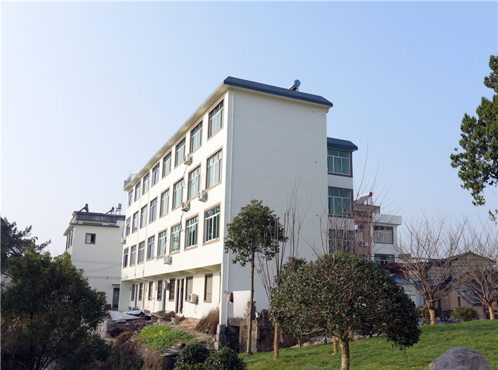 �����غ�����ɽ��